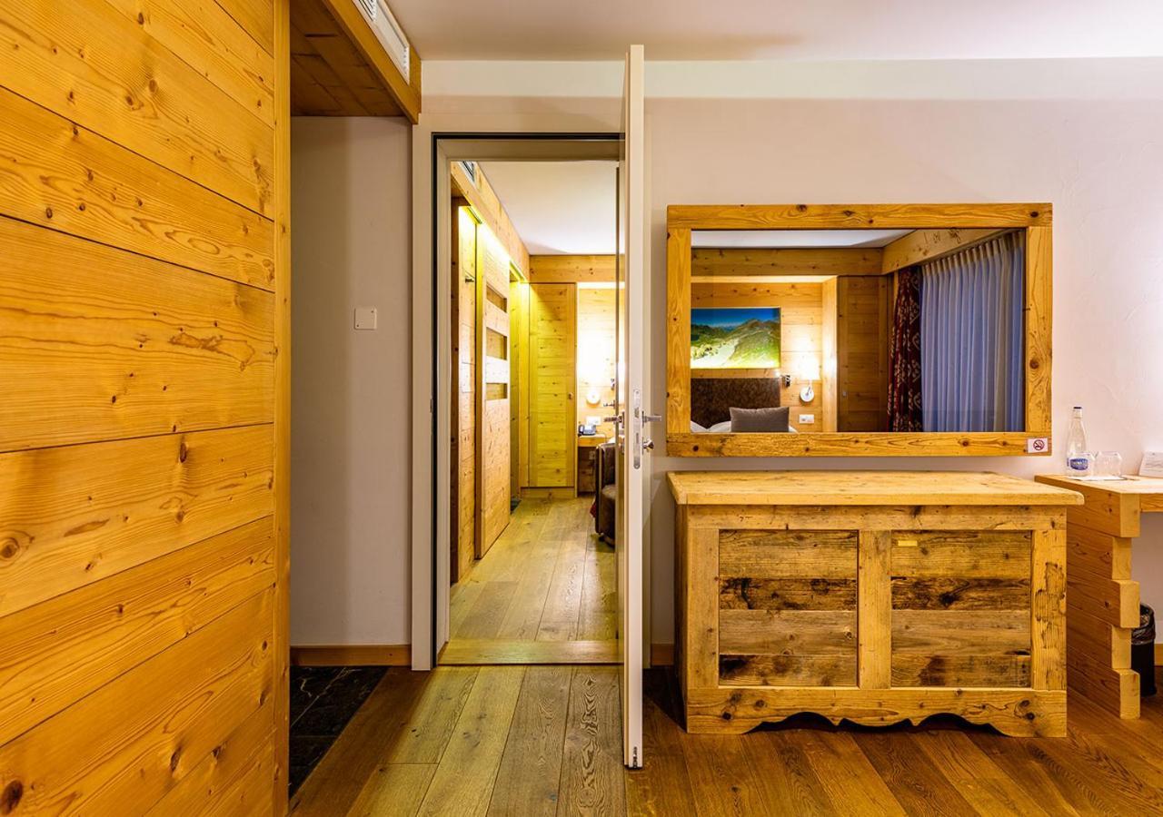 Nendaz 4 Vallees & Spa 4* Superior Eksteriør billede